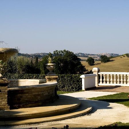 Mogliano Hotel Villa Castellani المظهر الخارجي الصورة